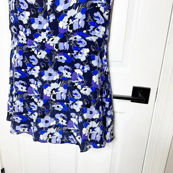 NELL 100% Silk Size 8 Short Sleeve Blue Floral Drop Waist Dress - Picture 3 of 5